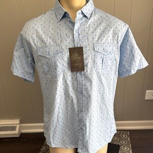 Vese light chambray blue embroidered print shirt sleeve button front shirt. NWT